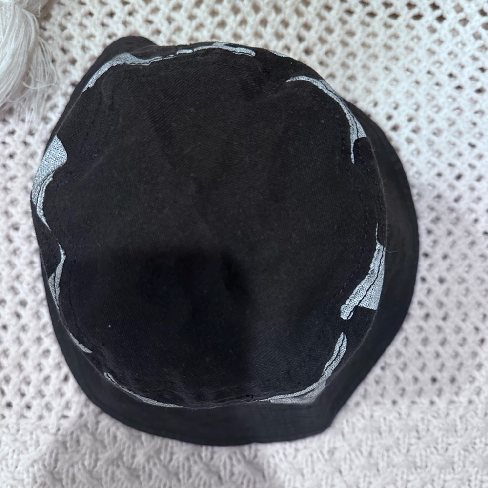 VYNER VART ARTICLE Black and Gray Bucket Hat